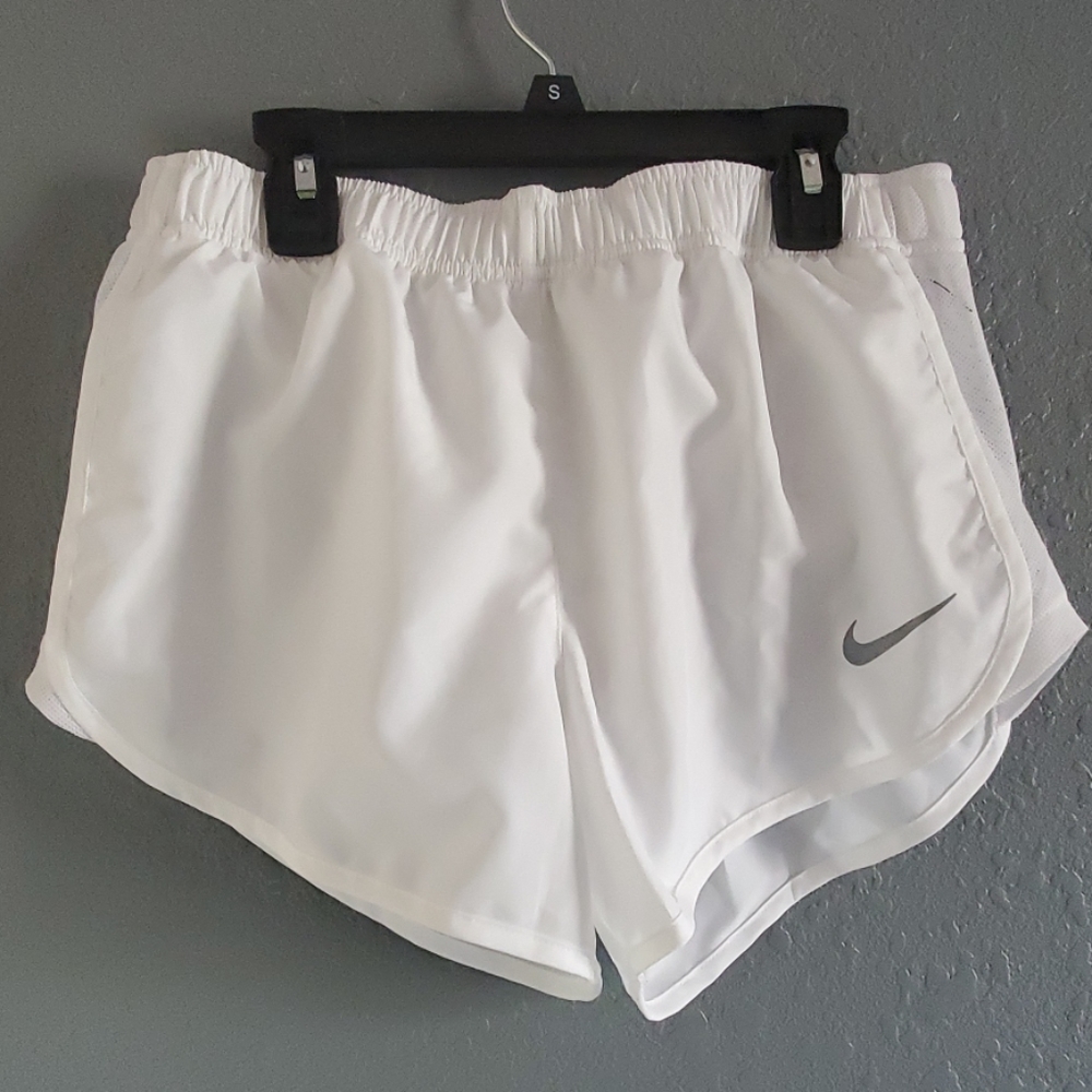 White Nike Tempo shorts